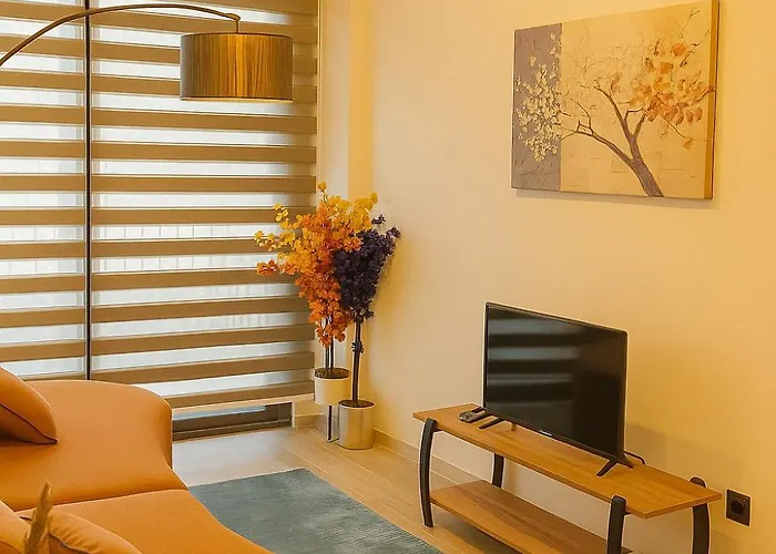 Elegant Ephesus - Hadrian 塞尔丘克