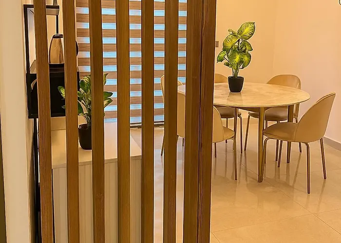 Elegant Ephesus - Hadrian 塞尔丘克